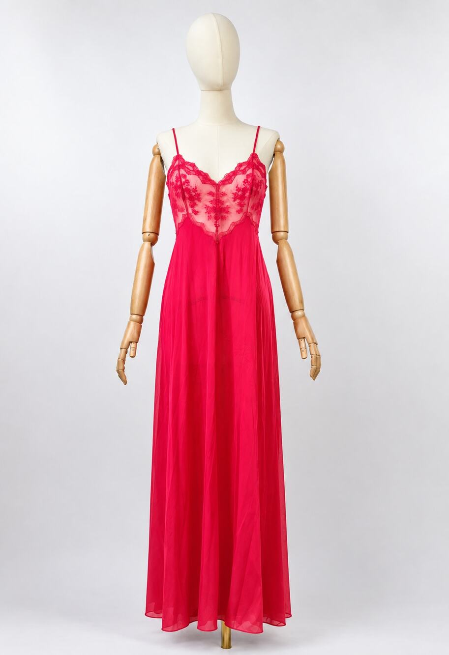 Vintage 70s 80s La Femme Vanity Fair Red Lace Nylon Nightgown Size 32